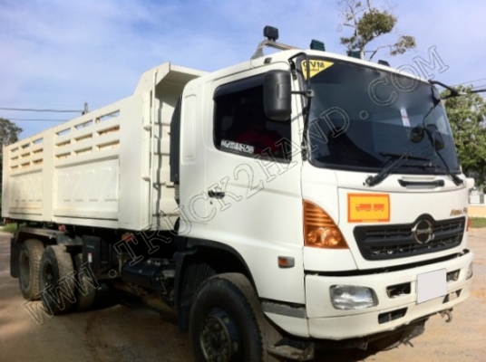 รถบรรทุก 10 ล้อดั๊มพ์ ยี่ห้อ HINO MEGA 320 แรงม้า มีหัวลำโพงระบบลากจูง