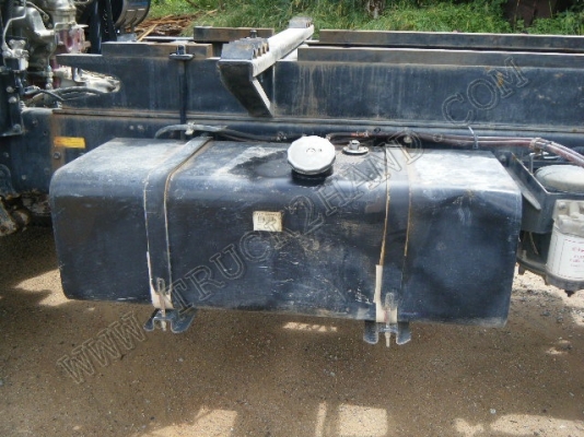 รถบรรทุก 10 ล้อดั๊มพ์ ยี่ห้อ HINO MEGA 320 แรงม้า มีหัวลำโพงระบบลากจูง