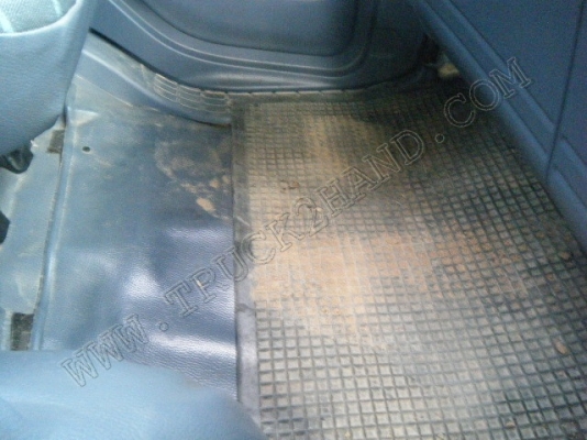 รถบรรทุก 10 ล้อดั๊มพ์ ยี่ห้อ HINO MEGA 320 แรงม้า มีหัวลำโพงระบบลากจูง