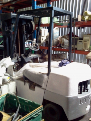 ขายรถโฟล์คลิฟต์ Hyster 3 ตัน เครื่อง Isuzu ดีเซล โทร 084-055-7743 ขายรถโฟล์คลิฟต์ Hyster 3 ตัน เครื่อง Isuzu ดีเซล โทร 084-055-7743