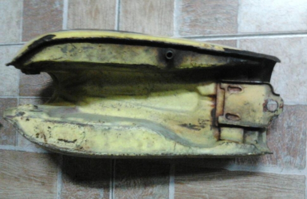 ขายถังน้ำมันCG 2 ลูก  C70ถังแยก1ลูก ลาดพร้าว กทม.