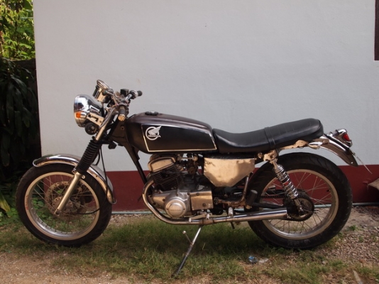 ขายรถ Honda CM125cc. แต่งแนว Cafe  Racer  มีทะเบียนพร้อมโอน