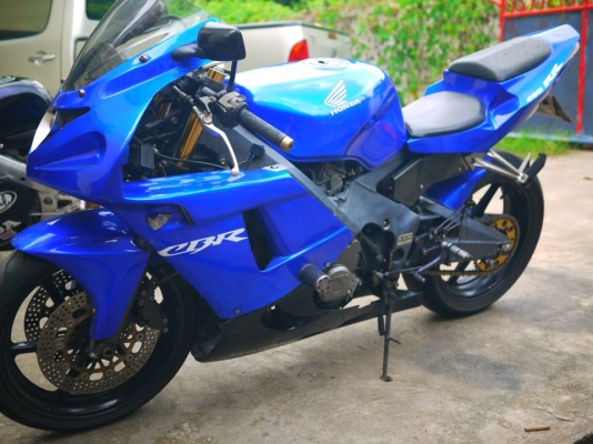 รับสั่งประกอบnc30.cbr400พร้อมทะเบียนเลือกสีเลือกลายได้ราคา85000ติดต่อ0803355484