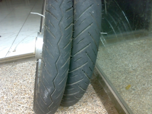 ขายล้อ  Fino พร้อมยางราคา1700 สภาพล้อ100\%