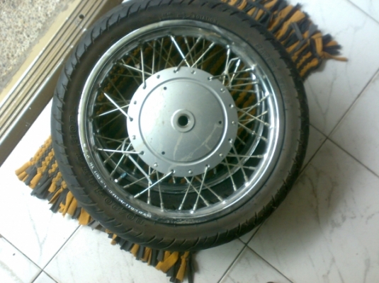 ขายล้อ Fino พร้อมยางราคา1700 สภาพล้อ100\% ขายล้อ Fino พร้อมยางราคา1700 สภาพล้อ100\%