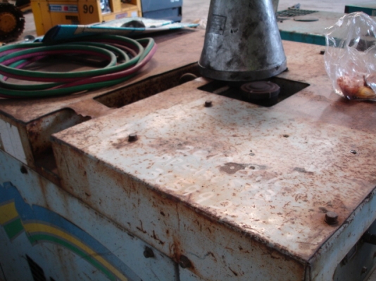 ปั้มลม Denyo ขนาด 90 และ 130 cfm สภาพดีมาก ราคาไม่แพงครับ