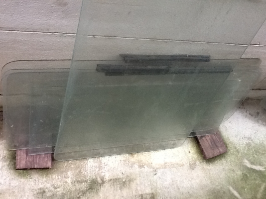 ขายกระจกโฟล์คแตงโม รอบคัน