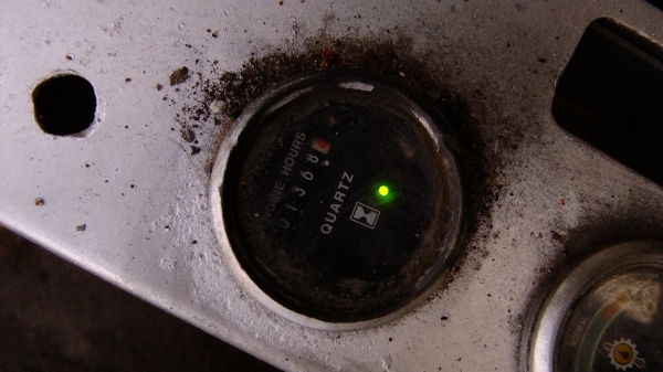 ขาย PC 60 - 1 U  ขายรถสภาบดีพร้อมใช้สักคัน มีรายหัวเจราะ รุ่น ตัว TOP รถพร้อมลงงานเช็กใหม่หมด