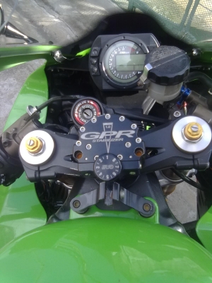 ขายninja1000 zx-10R รถปี 2005 อินวอย/สพม กริ๊บทุกอะนูครับ0821872521 ขายninja1000 zx-10R รถปี 2005 อินวอย/สพม กริ๊บทุกอะนูครับ0821872521