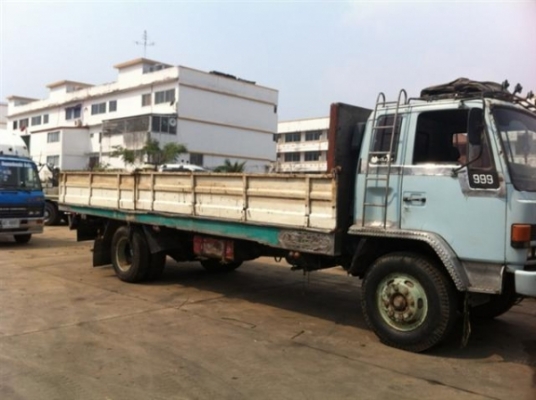 ขาย 6 ล้อ Isuzu rocky 165 กระบะ 6.5 m จัดแนนซ์ได้ 450000 มีบริการTel. 088-4501277