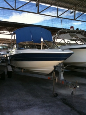 เรือ Bayliner185 ปี 2009 mercury 125 ระยะเวลาใช้งาน 120 ชั่วโมง
