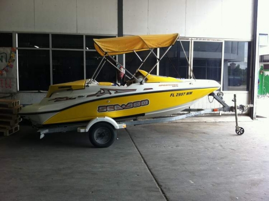 ขายถูก SeaDoo Jet Boat  ปี 04 พร้อมเทเลอร์