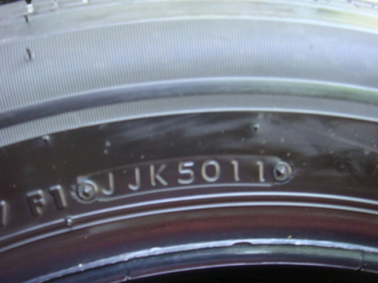 ขายยาง Bridgestone 215/60/16 ปี 2011 TURANZA ER33