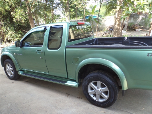 รถกระบะ บ้าน Isuzu Hi-Lander 3000 สภาพเยี่ยม ใช้งานน้อย รถกระบะ บ้าน Isuzu Hi-Lander 3000 สภาพเยี่ยม ใช้งานน้อย