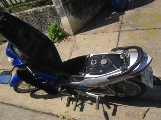 ขายด่วน wave 100s ubox ปี50เครื่องดีขายถูกๆ