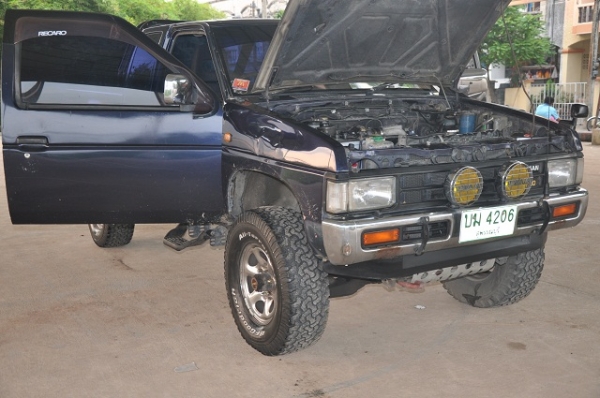 ขาย NISSAN BIG M 4WD เครื่อง 2.7 TURBO ช่วงล่าง TERRANO ขับ 4 พร้อมลุย