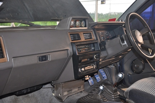 ขาย NISSAN BIG M 4WD เครื่อง 2.7 TURBO ช่วงล่าง TERRANO ขับ 4 พร้อมลุย