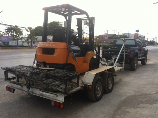 ขายฟอร์คลิฟต์ TOYOTA 7FG15 1.5 T เสายกสูง 3 M   ใช้มา 412 ช.ม นำเข้าจากญี่ปุ่น ขอบคุณมากครับพี่รุ่งพรรณ จ.ขอนแก่น !!!
