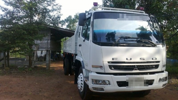 รถมิตซู 6 ล้อดั๊ม 240 แรงม้า ปี 53 รถวิ่ง 80000 กว่าโล ( รถห้างแท้ )