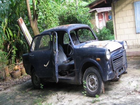 ต้องการขายรถเฟียต 1100 ครับ