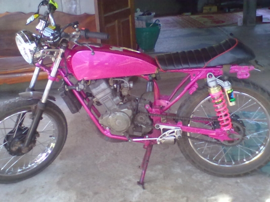 ขายถูก โมตาดเครื่อง โซนิค125 โครง GTO ไม่มีเล่ม สวยๆ 14000 เครื่องแน่ๆ  สนใจติดต่อ 084-4645991 ราคาต่อลองได้คับ