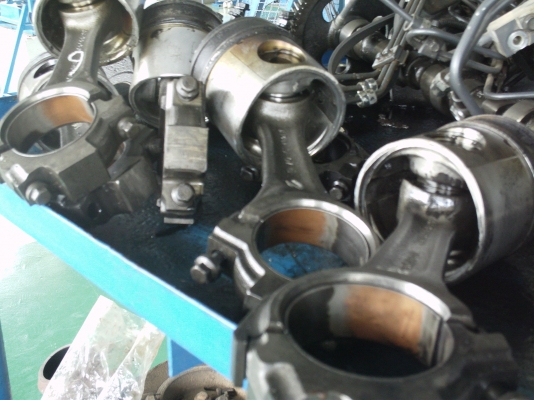 น้ำมันKOMATSUแท้ น้ำมันKOMATSUแท้