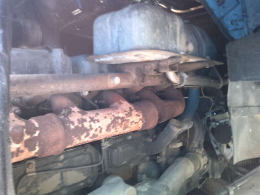 รถนิตสัน 10 ล้อ 2 เพลา ท้าลาด  230 แรงม้า