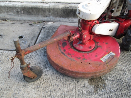 รถตัดหญ้าใช้เครื่องยนต์เบนซินG200ขนาด5PS.พร้อมใช้www.nihonmono.com