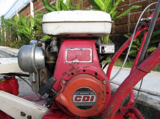 รถตัดหญ้าใช้เครื่องยนต์เบนซินG200ขนาด5PS.พร้อมใช้www.nihonmono.com