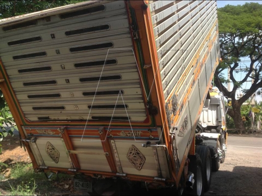 ขาย ฮีโน่ 3M 240 แรง / ดั๊มเกษตรเนียมสวยๆ ( ขายเฉพาะแม่ตัวเดียว! )