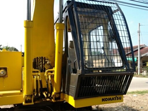 KOMATSU PC100-2บูมพิเศษ(เก่านอก)เดินบนคอนกรีตใด้+หัวคีบดอกบัว KOMATSU PC100-2บูมพิเศษ(เก่านอก)เดินบนคอนกรีตใด้+หัวคีบดอกบัว