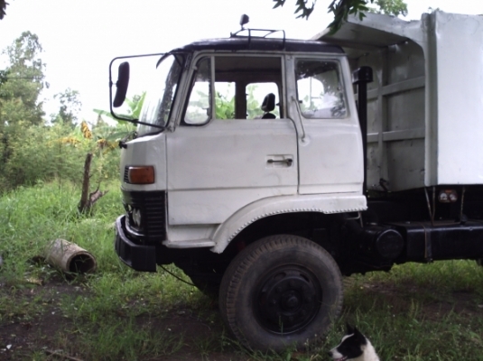สิบล้อ ดั๊ม Mitsubishi Fuso หน้ากากดำ ราคากำลังดี สภาพพร้อมใช้งาน
