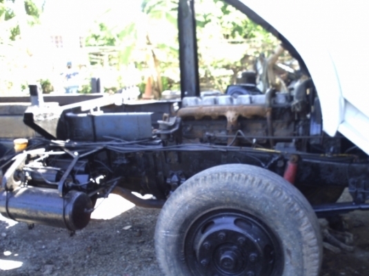 สิบล้อ ดั๊ม Mitsubishi Fuso หน้ากากดำ ราคากำลังดี สภาพพร้อมใช้งาน