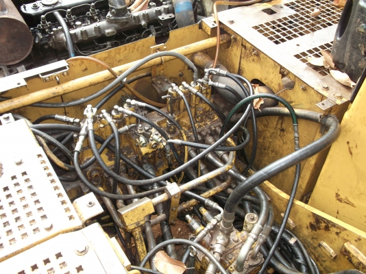 CAT 320  ช่วงล่างเต็ม ทุกอย่างพร้อมค่อยว่ากันอีกทีครับ
