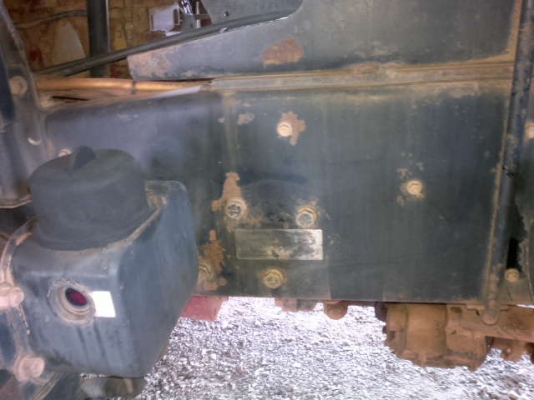 รถฮีโน่ 10 ล้อดั๊ม  FM3M  240 แรงม้า ( ขายแม่ลูก )