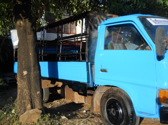 ขาย isuzu 6 ล้อ 110 แรง ks-22 รถห้างแท้ สภาพดีมาก