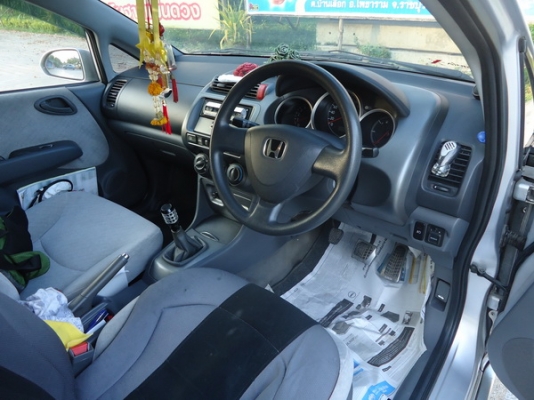 +++ขาย Honda city ปี2004 เกียร์ธรรมดา สภาพสวย+++