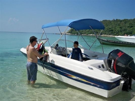 ขาย Bayliner185 เครื่อง Mercury 125 ปี 2009 120 ชั่วโมง