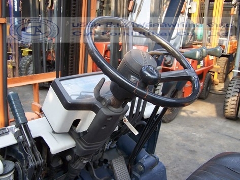 ขายรถ โฟล์คลิฟท์ TOYOTA รุ่น 5-FD15 ขายรถ โฟล์คลิฟท์ TOYOTA รุ่น 5-FD15