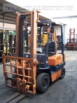 ขายรถ โฟล์คลิฟท์ TOYOTA รุ่น 5-FD15 ขายรถ โฟล์คลิฟท์ TOYOTA รุ่น 5-FD15