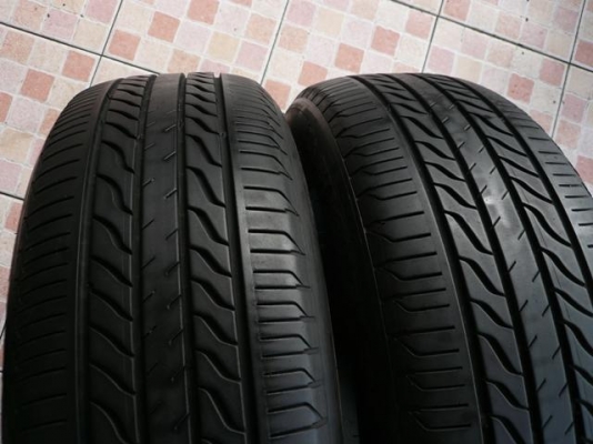 ขายยาง MICHELIN LC....215-60-16....ปี4210 (1ชุด) ขายยาง MICHELIN LC....215-60-16....ปี4210 (1ชุด)