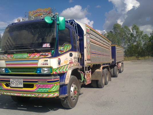 อีซูซุ เดก้า 320 แม็กโหลด ปี 50 ดั้มเนียม แม่ลูก3 เพลา 6.50 ม.