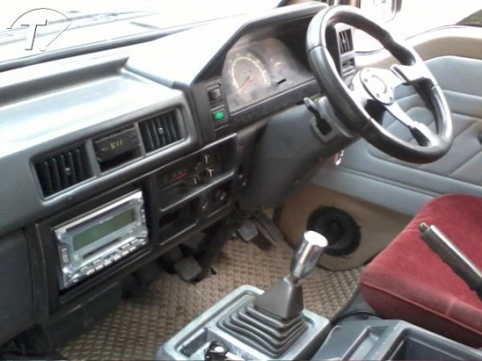 ...... Mitsubishi L300 ตัวสุดท้ายปี 97เกียร์กระปุกเเท้ 4D56TURBO เเต่งตัวนอก...........