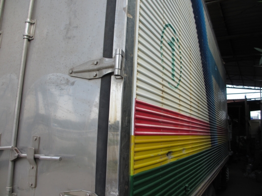 ขายตู้เปียก อลูมิเนียม พร้อมใช้งานสวยๆ ถอดจากสิงไฮเทค