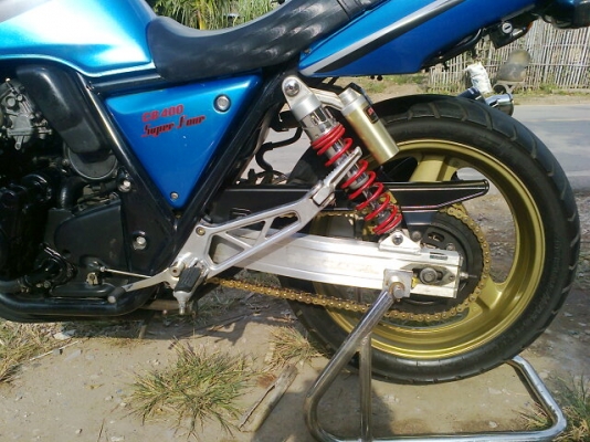 ลดราคาขายCB400ปี95V.Rอินวอย เครื่องดี เงียบกริป ราคา60000ครับรูปเยอะๆ