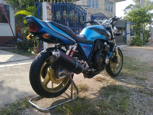 ลดราคาขายCB400ปี95V.Rอินวอย เครื่องดี เงียบกริป ราคา60000ครับรูปเยอะๆ