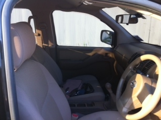 นิสสัน นาวาร่า คาลิเบอร์ ยกสูง สีดำ ปี 2009