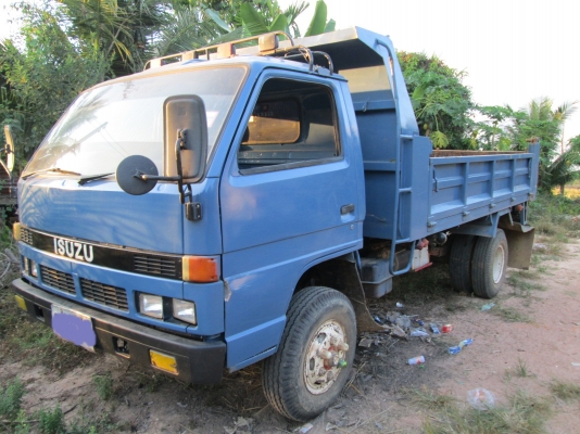 IZUZU NPR 110 ดัมพ์ดิน รถสวยพร้อมใช้งาน เอกสารพร้อมโอน IZUZU NPR 110 ดัมพ์ดิน รถสวยพร้อมใช้งาน เอกสารพร้อมโอน