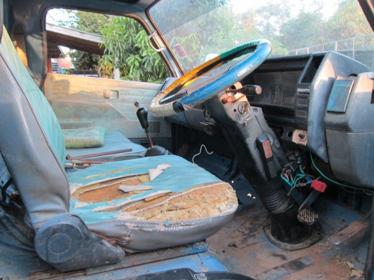 IZUZU NPR 110 ดัมพ์ดิน รถสวยพร้อมใช้งาน เอกสารพร้อมโอน IZUZU NPR 110 ดัมพ์ดิน รถสวยพร้อมใช้งาน เอกสารพร้อมโอน