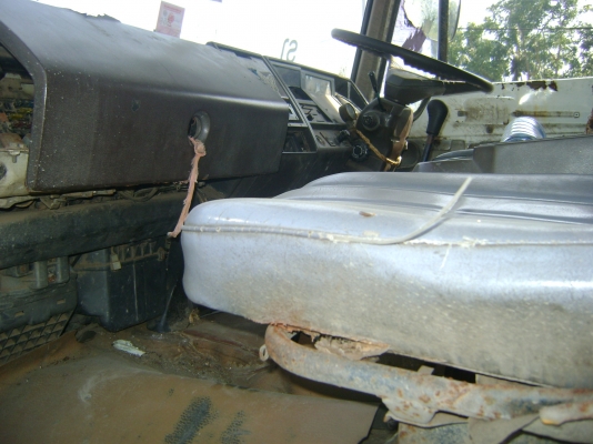 ขายรถ 10 ล้อ FL 176 เครื่อง HO7D 195 แรง ช่วงล่าง ZM กะบะ เหล็ก คอกสูง หัวมีพุบ้าง เครื่องดี2เพลาคัชชีดี